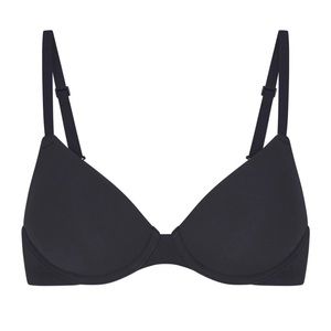 Skims Fits Everybody T-Short Bra *NEW W TAGS*